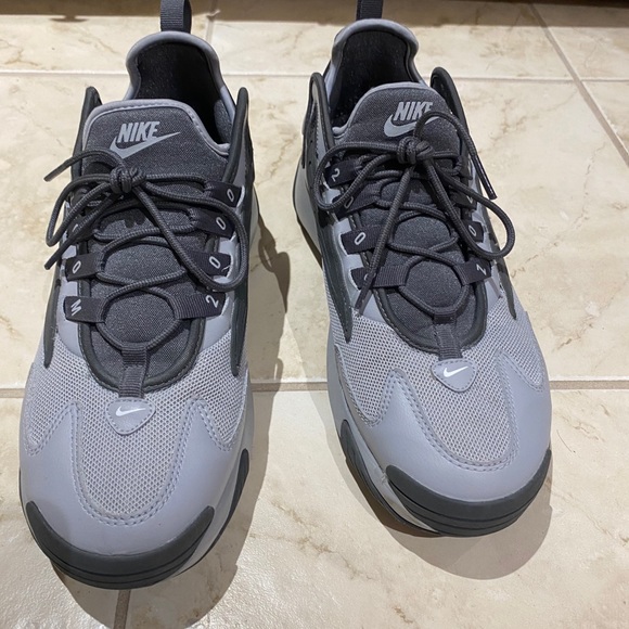 Nike Air Zoom - Picture 2 of 5